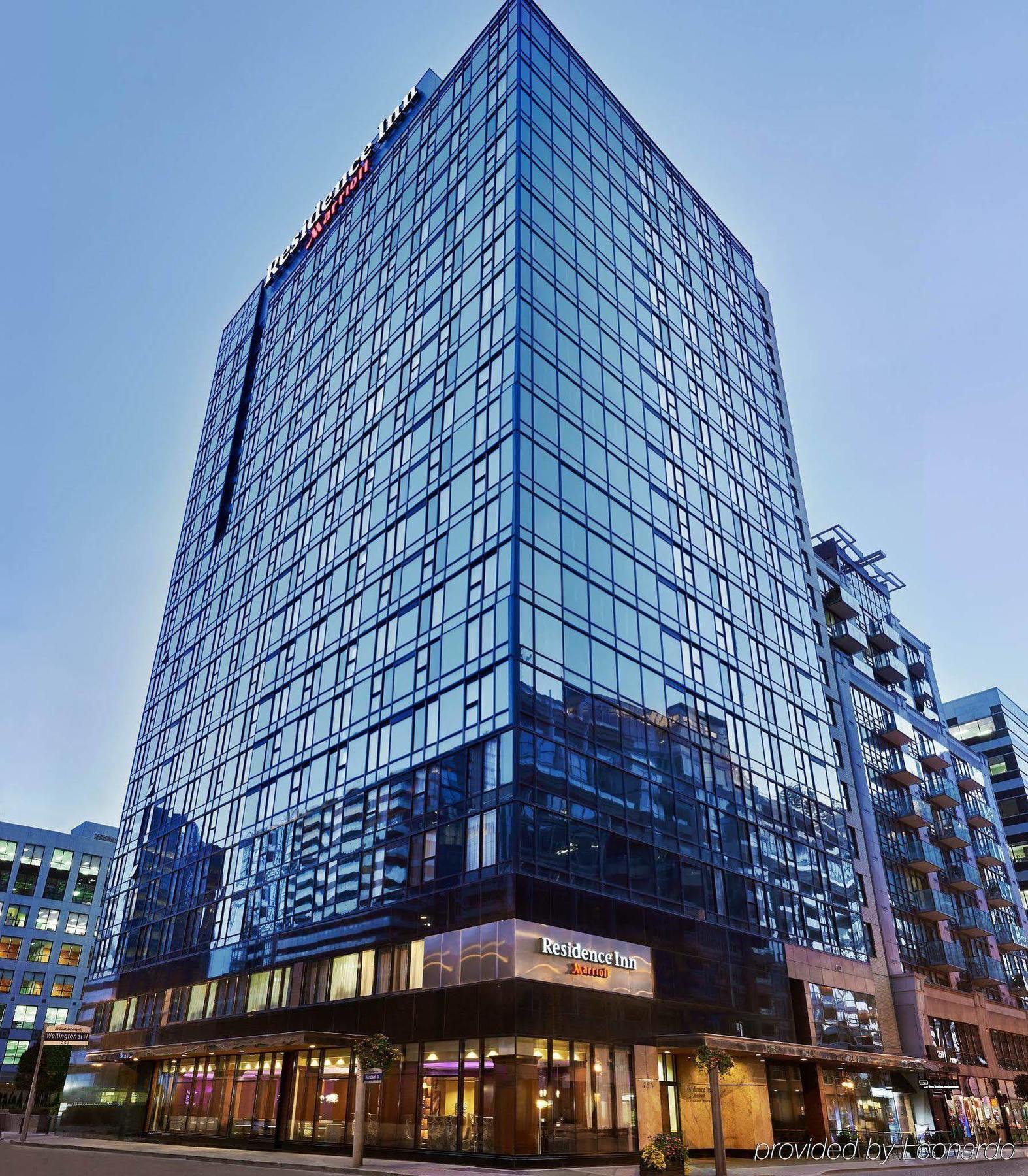 Residence Inn By Marriott Toronto Downtown / Entertainment District Exterior photo